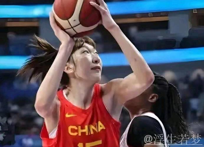 韩旭队友：韩旭吸引了众多球迷关注，她的比赛谁会不喜欢看呢